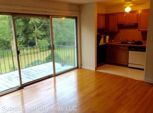 366 Highland Ave APT D, Cheshire, CT 06410