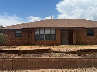 3033 Los Robles, Alamogordo, NM 88310