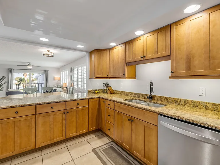 315 N Causeway C304 — Photo 8