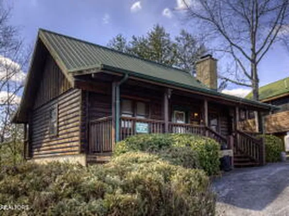 515 Chickasaw Gap Way, Pigeon Forge, TN 37863