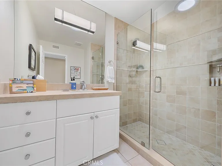 48 Palma Dr — Photo 19