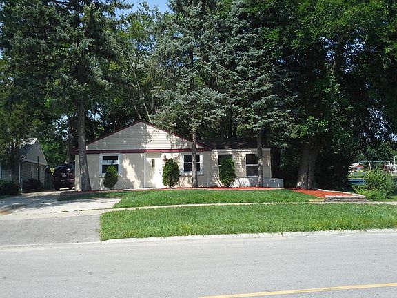 2nd image of 5100 Oak Center Dr
