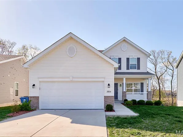 2924 Sierra View Ct, Imperial, MO 63052