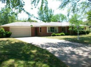 1517 Springbrook Dr, Elkhart, IN 46514