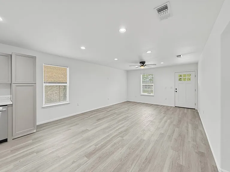 919 Arkansas River Dr — Photo 10