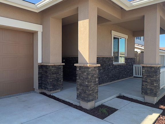 2nd image of 1033 Meadowlands Dr