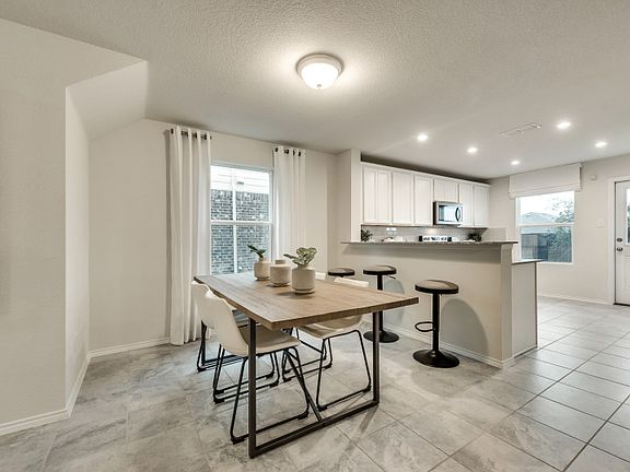 Dining area off kitchen