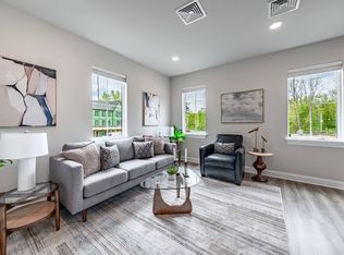 30 Excelsior Spring Ave #TOWNHOUSE, Saratoga Springs, NY 12866