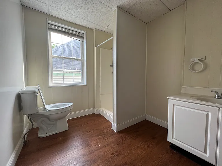 382 Forest Ave — Photo 22