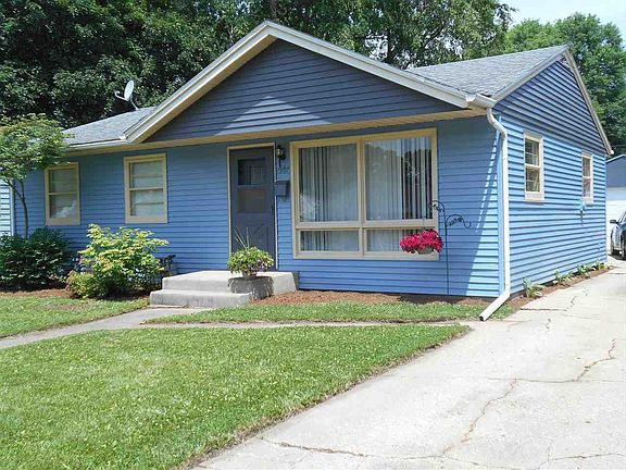 2nd image of 1907 Crestwood Ave