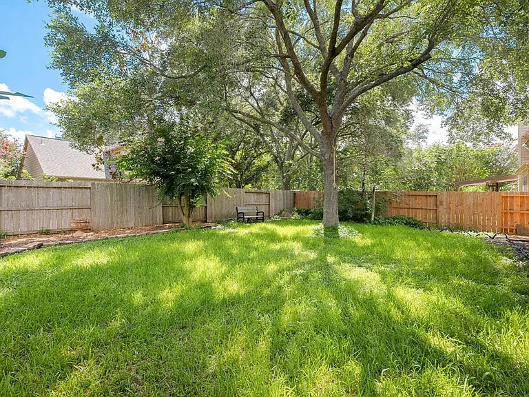 7410 Greatwood Grove Dr — Photo 17