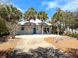 305 E Pinewood Ln, Inlet Beach, FL 32461