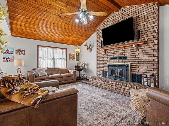 4th image of 458540 E 1040th Rd