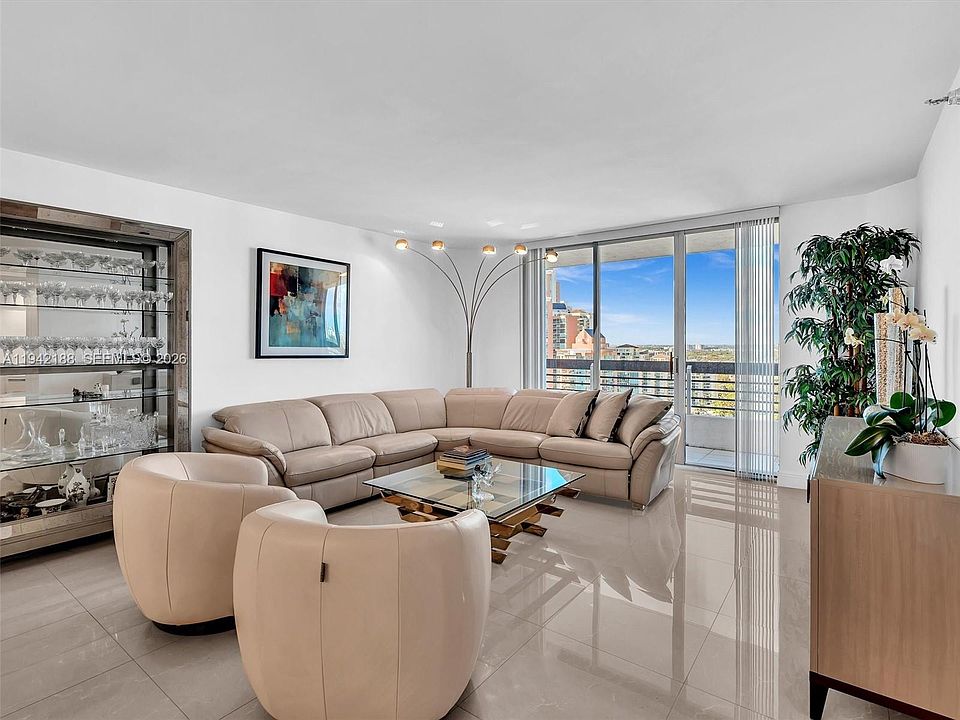 1st image of 3530 Mystic Pointe Dr APT 2502
