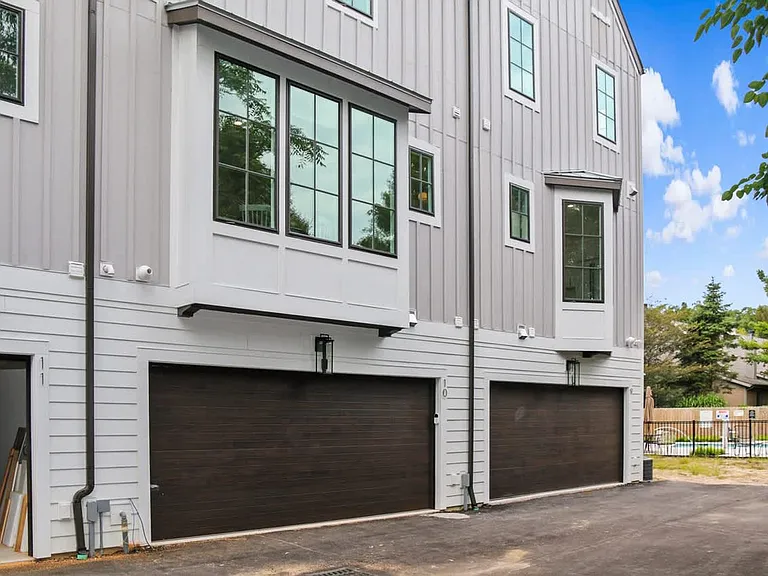 16023 Goodwin Ave #ID1583720P — Photo 55