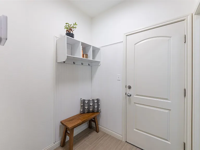 3831 Sapphire Loop — Photo 34