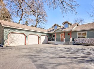 1209 Getzelman Trl, Algonquin, IL 60102