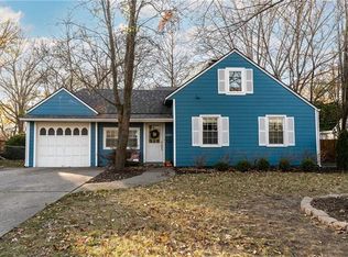 5228 Birch St, Roeland Park, KS 66205