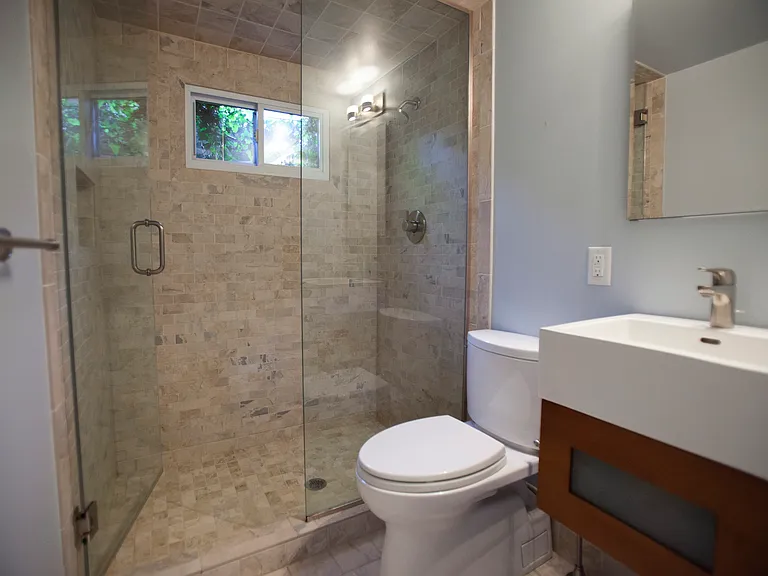 380 S 43rd St — Photo 12