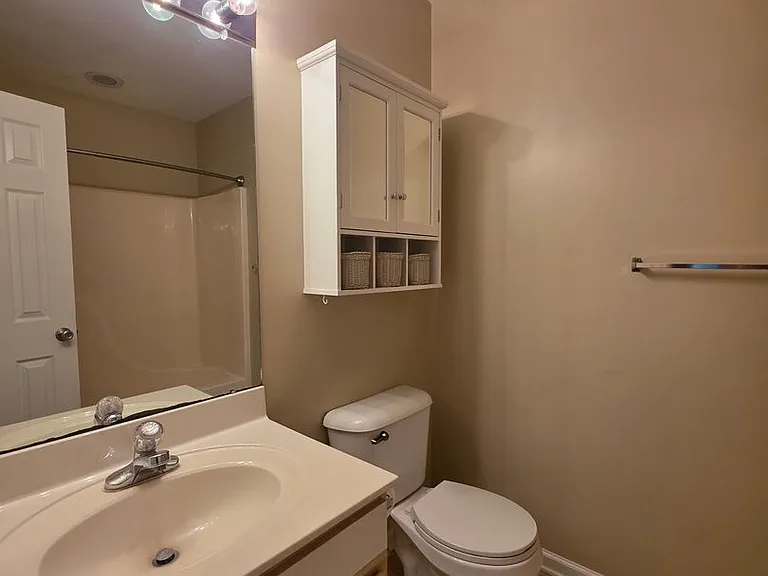 113 Craig Dr #B — Photo 11
