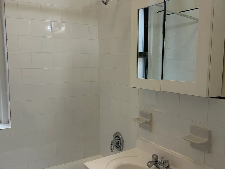 62 W 192nd St #3 — Photo 6