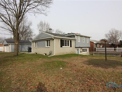 2354 Dellwood Dr Toledo Oh 43613 Zillow