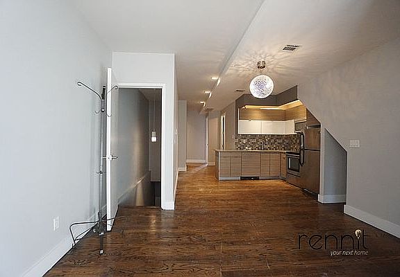 3rd image of 577 Van Buren St #1B