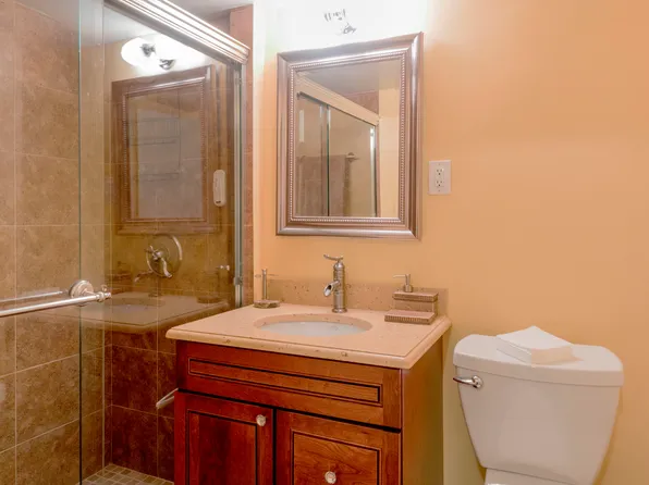 100 West 57th Street image 4 of 4