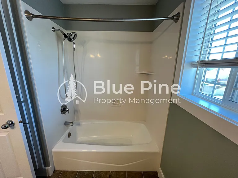 157 Leesburg Ln — Photo 25