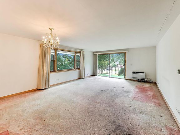 4th image of 5432 W Windsor Ave