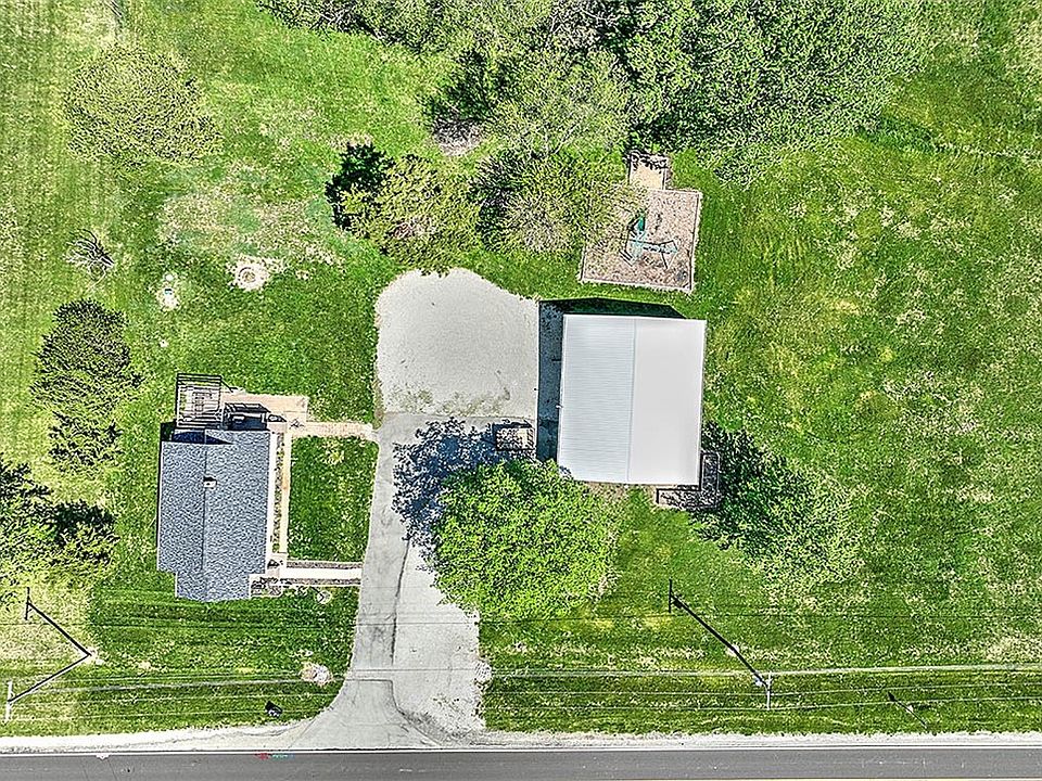 1st image of 3350 S Franklin Street Rd