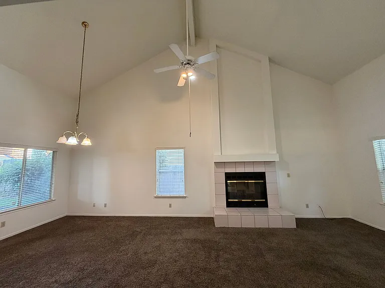 1893 E Deyoung Dr — Photo 11