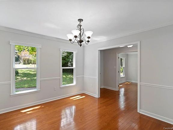4th image of 7729 Winterset Dr