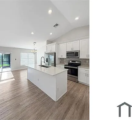 629 NW 17th Pl — Photo 7