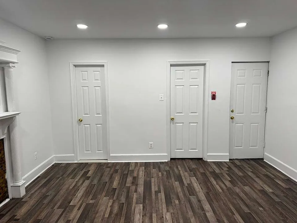 1643 W Lehigh Ave #4