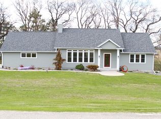 8336 Idyllview Ave, Sparta, WI 54656