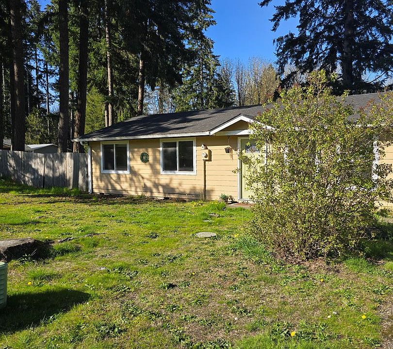 1st image of 140 SE Evergreen Dr