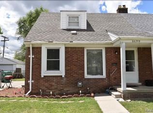 22773 Brittany Ave, Eastpointe, MI 48021