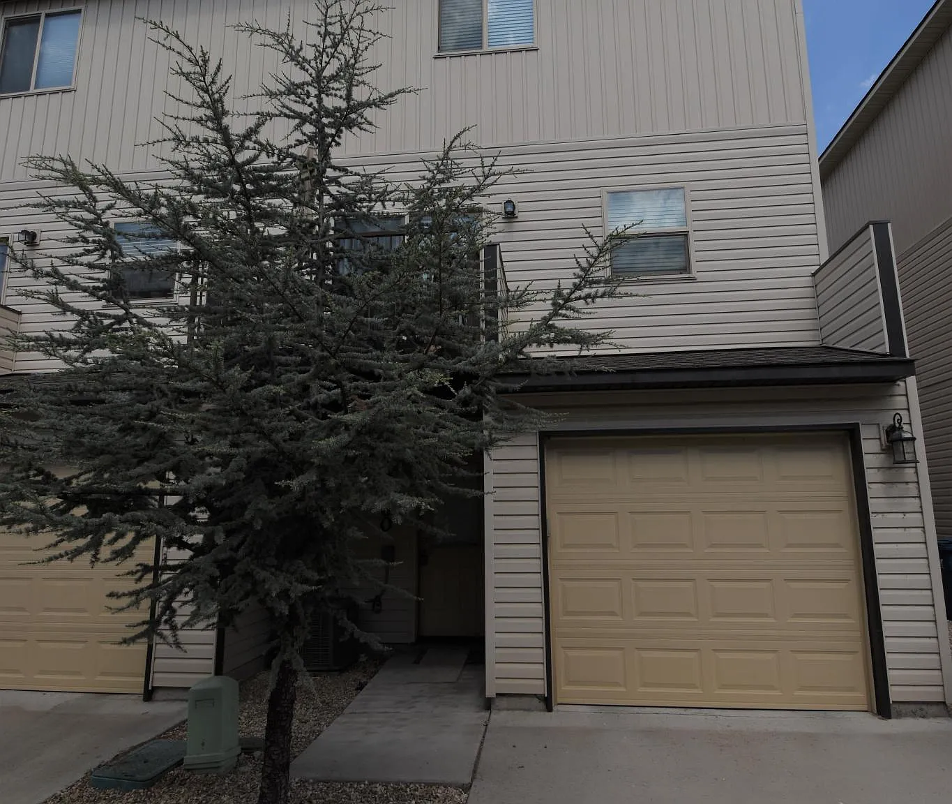 3 bed, 2.5 bath, 1340 sqft, $1,895 — Photo 4