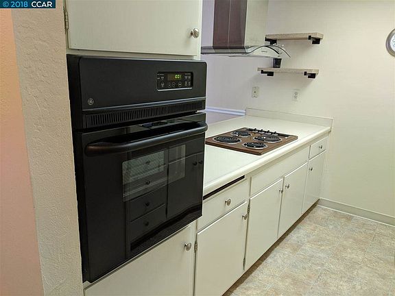 4th image of 1060 Bancroft Rd