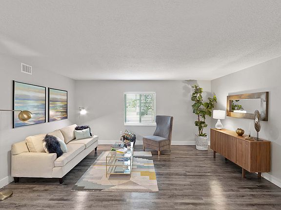 2nd image of 1600 Semoran North Cir #22