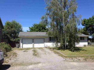 5505 N Estep Rd, Newman Lake, WA 99025