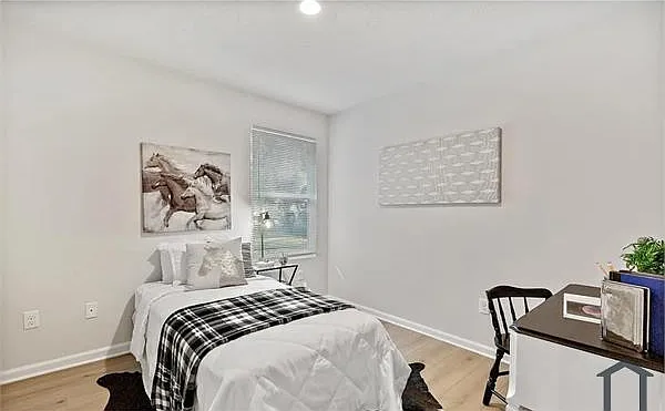 3309 Plateau St — Photo 8