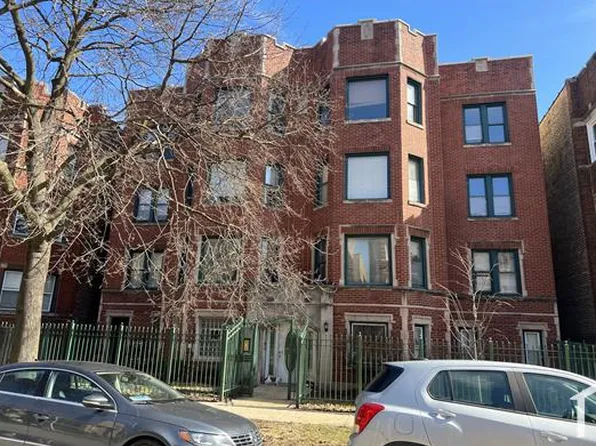 7737 S Kingston Ave #3N, Chicago, IL 60649