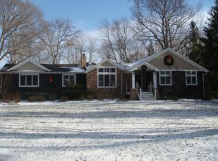 92 Leedsville Dr, Lincroft, NJ 07738