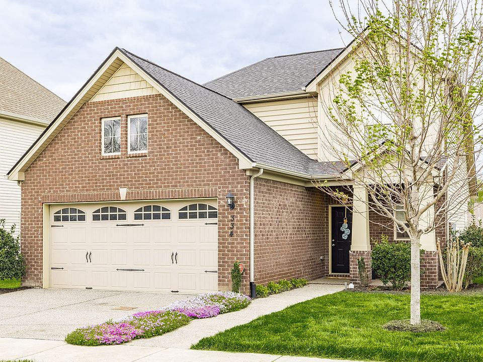 1st image of 334 Lola Ln N