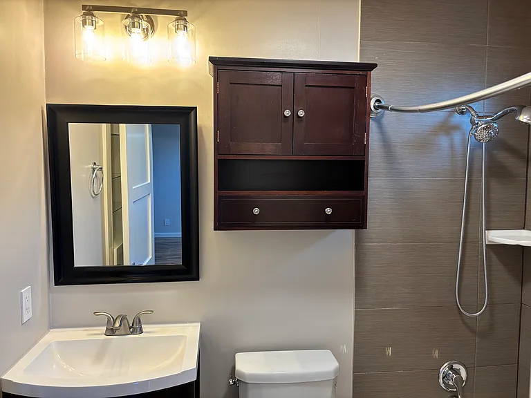 1304 Carlton Ave — Photo 11