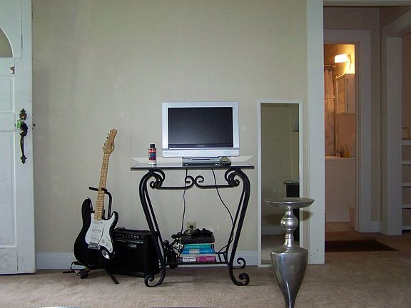 livingroom by front door