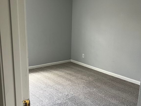 5th image of 5518 Jerome Rd