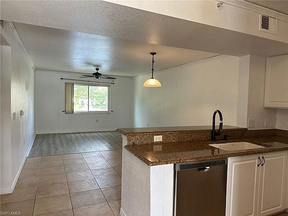 2nd image of 8287 Key Royal Ln APT 1524